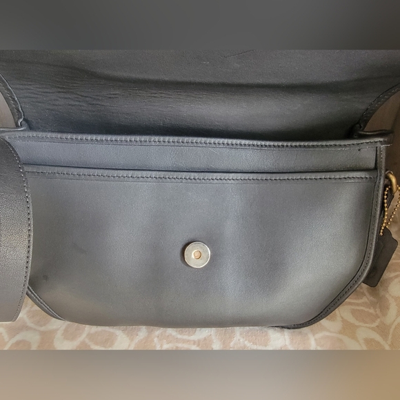 Vintage Coach Geometric Vista Crossbody/Shoulder Bag In Black Leather - Picture 15 of 15